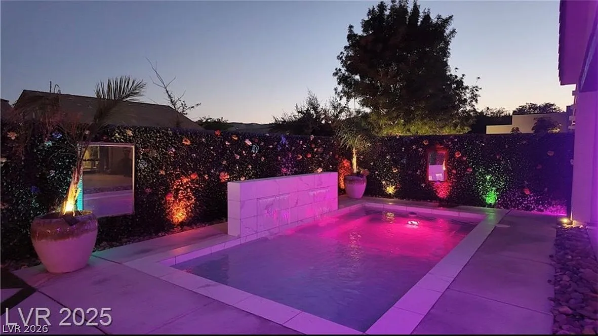 4 bed, 3.0 bath, 3026 sqft, $6,200 — Photo 3