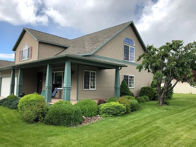 Great Home In Hellgate School District — Photo 2