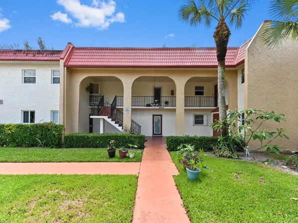 368 Lake Frances Drive #368, West Palm Beach, FL 33411
