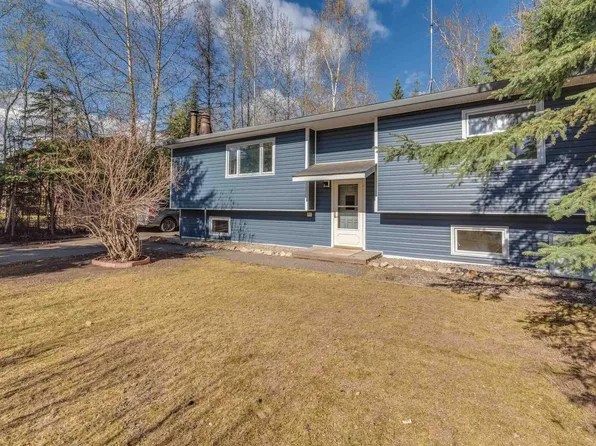 645 Gradelle Ave, Fairbanks, AK 99709