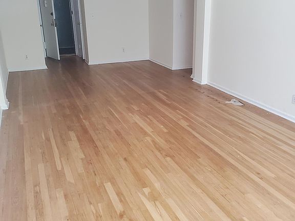 2nd image of 700 Scarsdale Ave #256