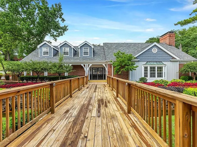 1463 Bobolink Pl — Photo 23