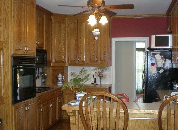 Spacious Kitchen
