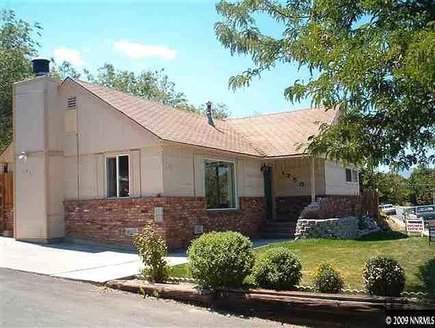 1750 Mayberry Dr photo 1