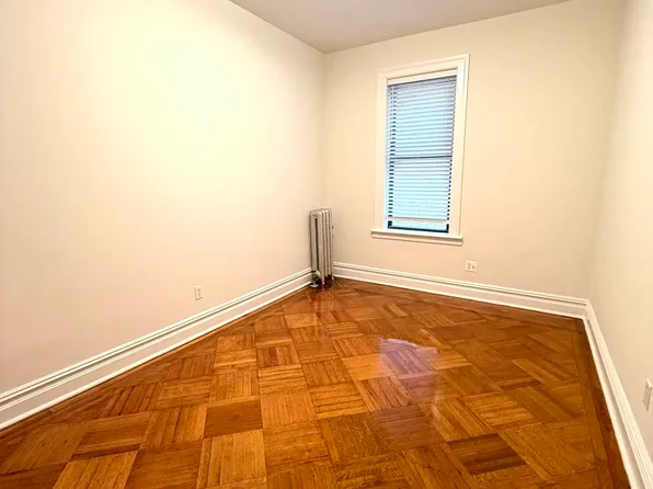 315 8th Avenue image 9 of 14