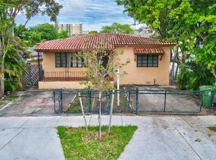 21 NW 44th Ave, Miami, FL 33126