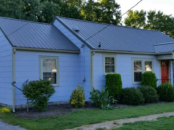 1011 Harrison Ave, Murfreesboro, TN 37130