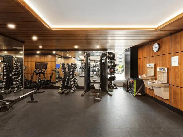 11 Hancock Place image 14 of 17