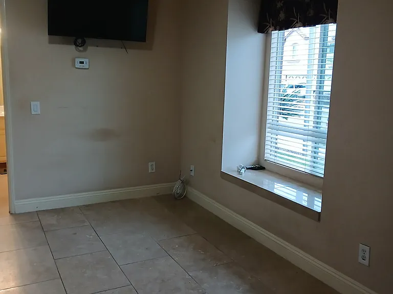 Living/ Studio room