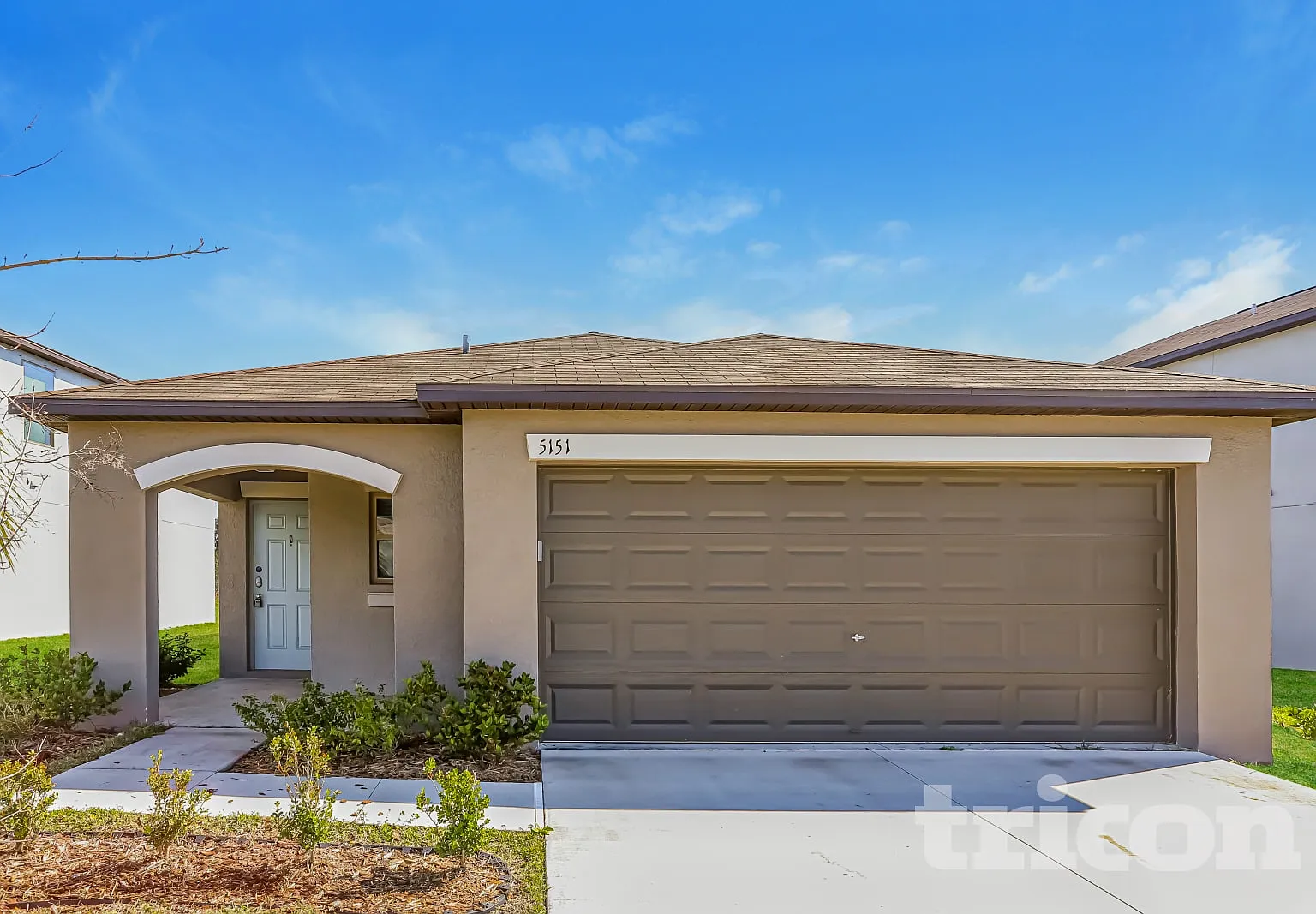 5151 White Chicory Drive Apollo Beach FL — Photo 1