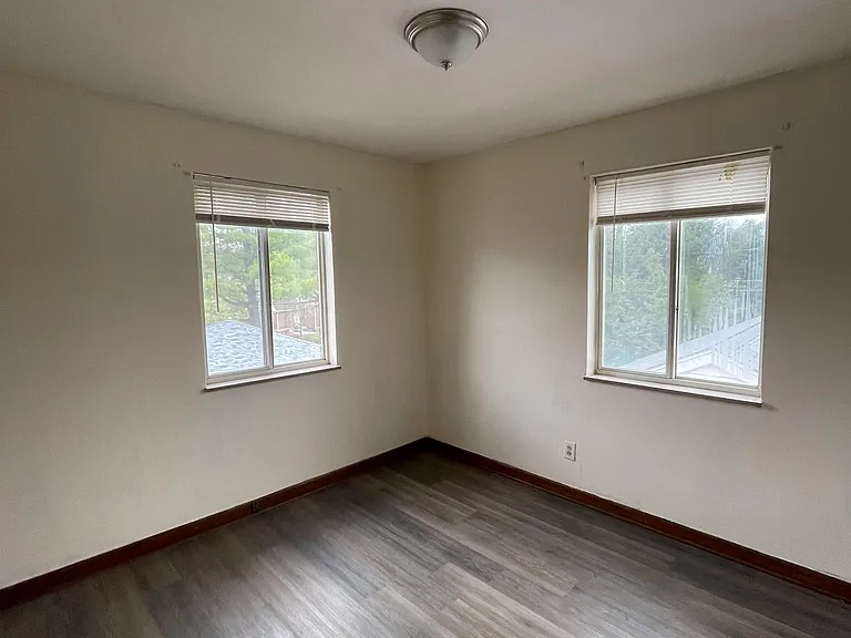 3004 Mirimar St #4 — Photo 11