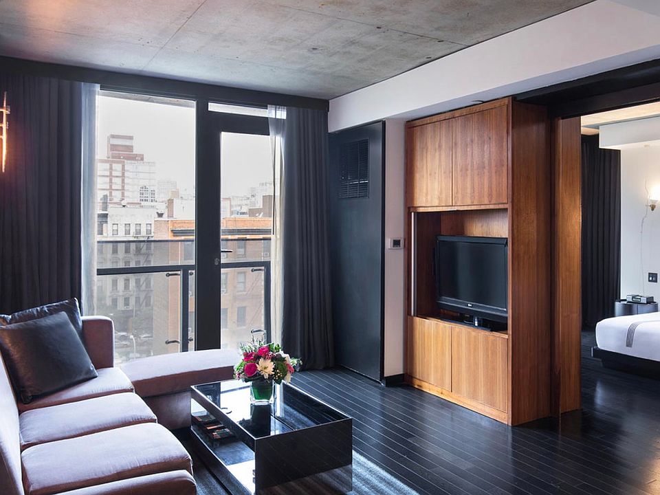 1st image of 190 Allen St #300