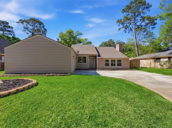 519 N Hyannis Port St, Crosby, TX 77532