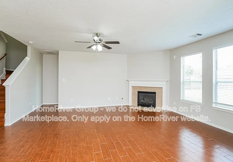 17927 Serene Shore Dr — Photo 3