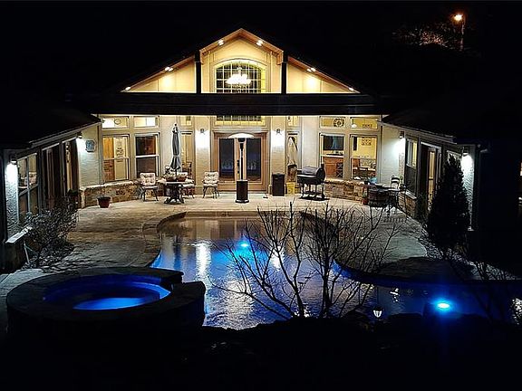 3rd image of 3401 NW 4th Ave