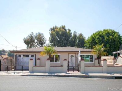 5821 Calle Casas Bonitas, San Diego, CA, 92139