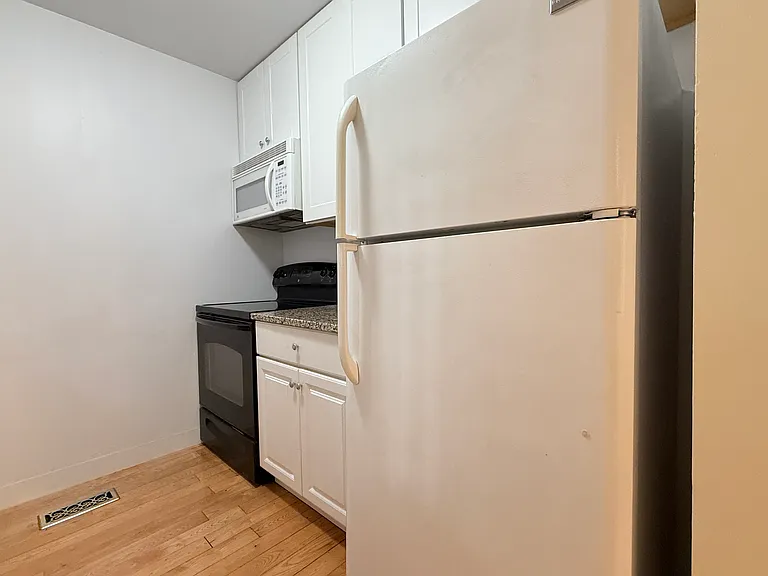 1111 South St #B — Photo 12