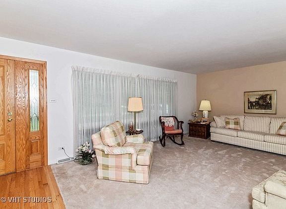 2nd image of 12549 S Massasoit Ave