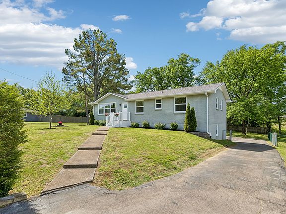 4th image of 166 Jacksonian Dr