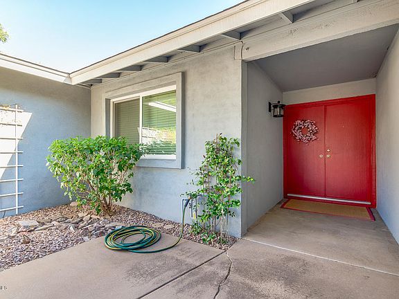 3rd image of 5025 E Blanche Dr