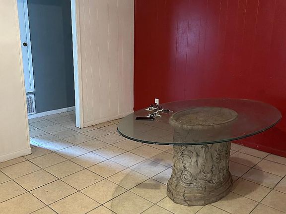 4th image of 3993 Erress Blvd