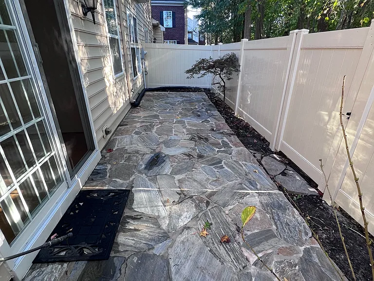 5873 Baynebridge Dr — Photo 22