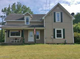 503 E Church Ave, Reed City, MI 49677