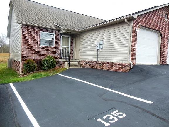 2nd image of 135 Mesa Dr #0