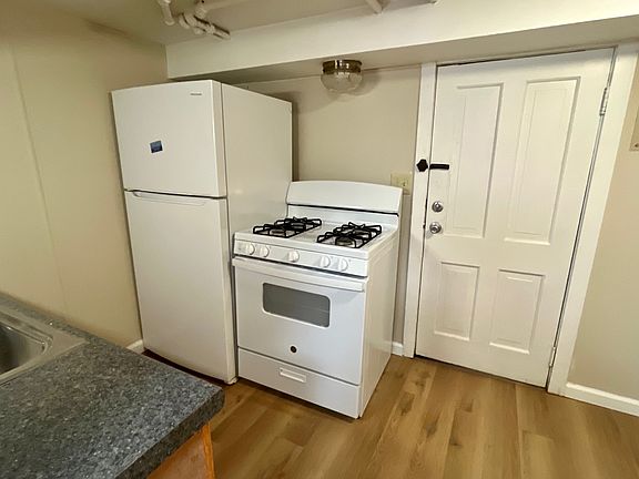 5th image of 824 S 2nd St