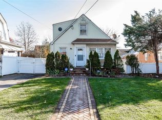 189 Broadway, Valley Stream, NY 11580