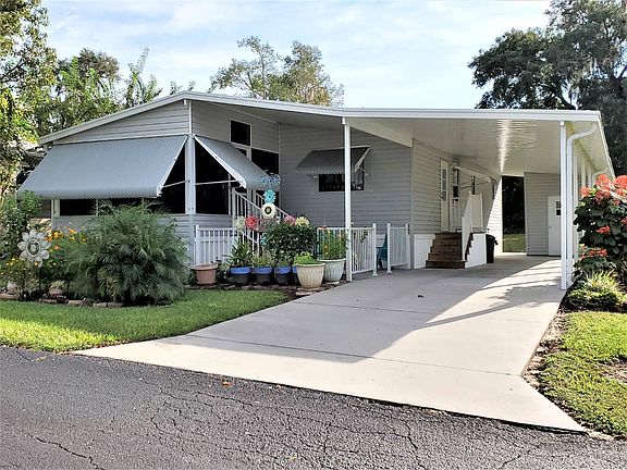 3rd image of 11530 Cove Ln
