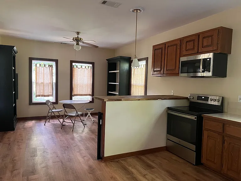 724 Brockton Rd — Photo 13