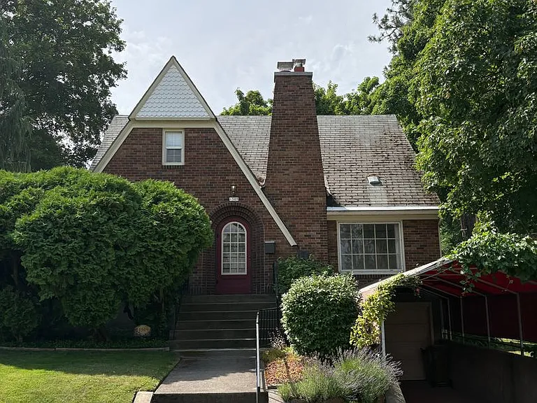 1509 W 16th Ave — Photo 1