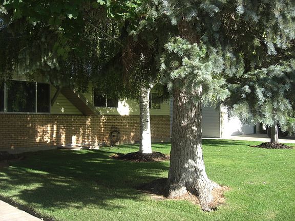 2nd image of 1382 Washburn Ave
