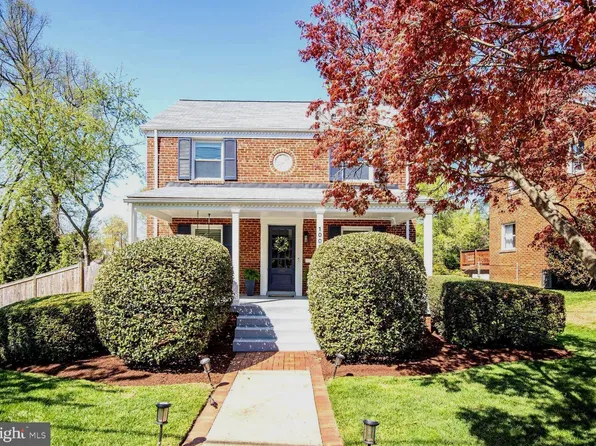 10002 Reddick Dr, Silver Spring, MD 20901