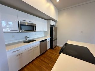 375 Broadway APT 206, Chelsea, MA 02150
