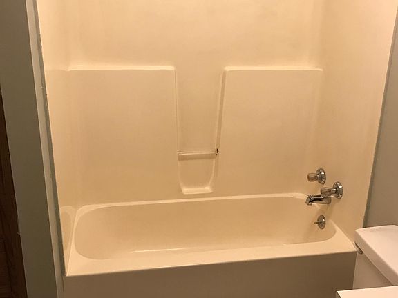 2nd image of 329 Pam St
