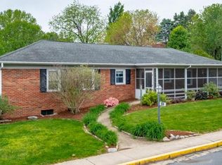 225 Thompson St, Dayton, VA 22821