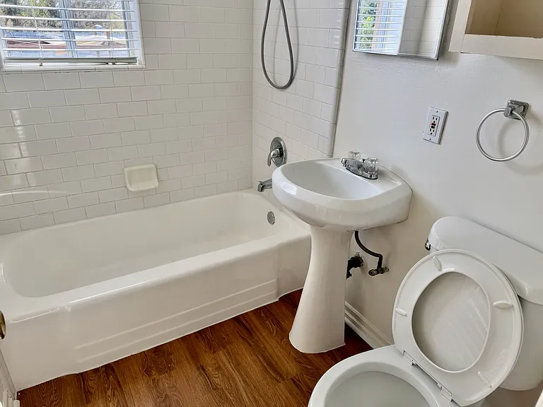3043 Vancouver Ave #3043 — Photo 8