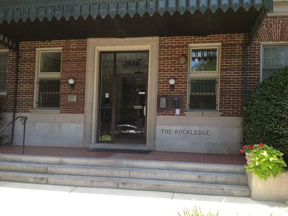 Rockledge Condo Entrance