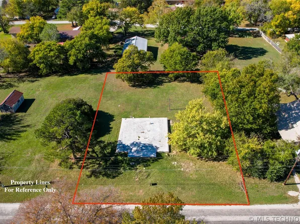 19085 13th St, Oakland, OK 73446