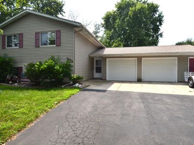 303 8th Ave NE, Kasson, MN, 55944