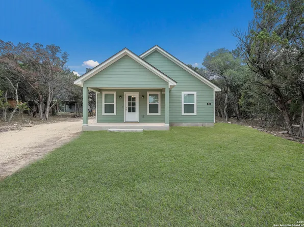 261 Northeast Dr, Bandera, TX 78003