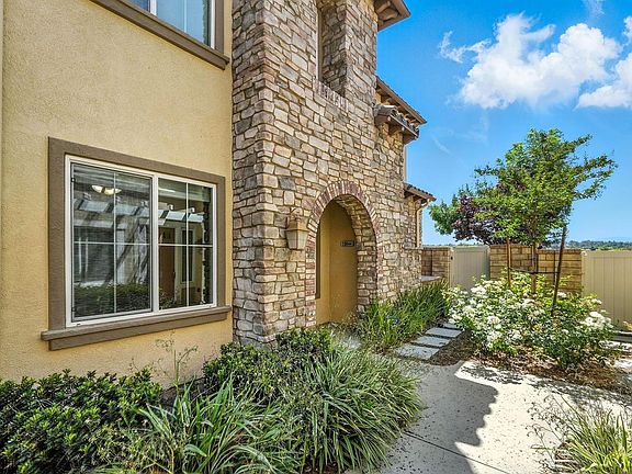 2nd image of 23844 Brescia Dr
