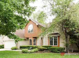 4850 Alexandra Ct, Rolling Meadows, IL 60008