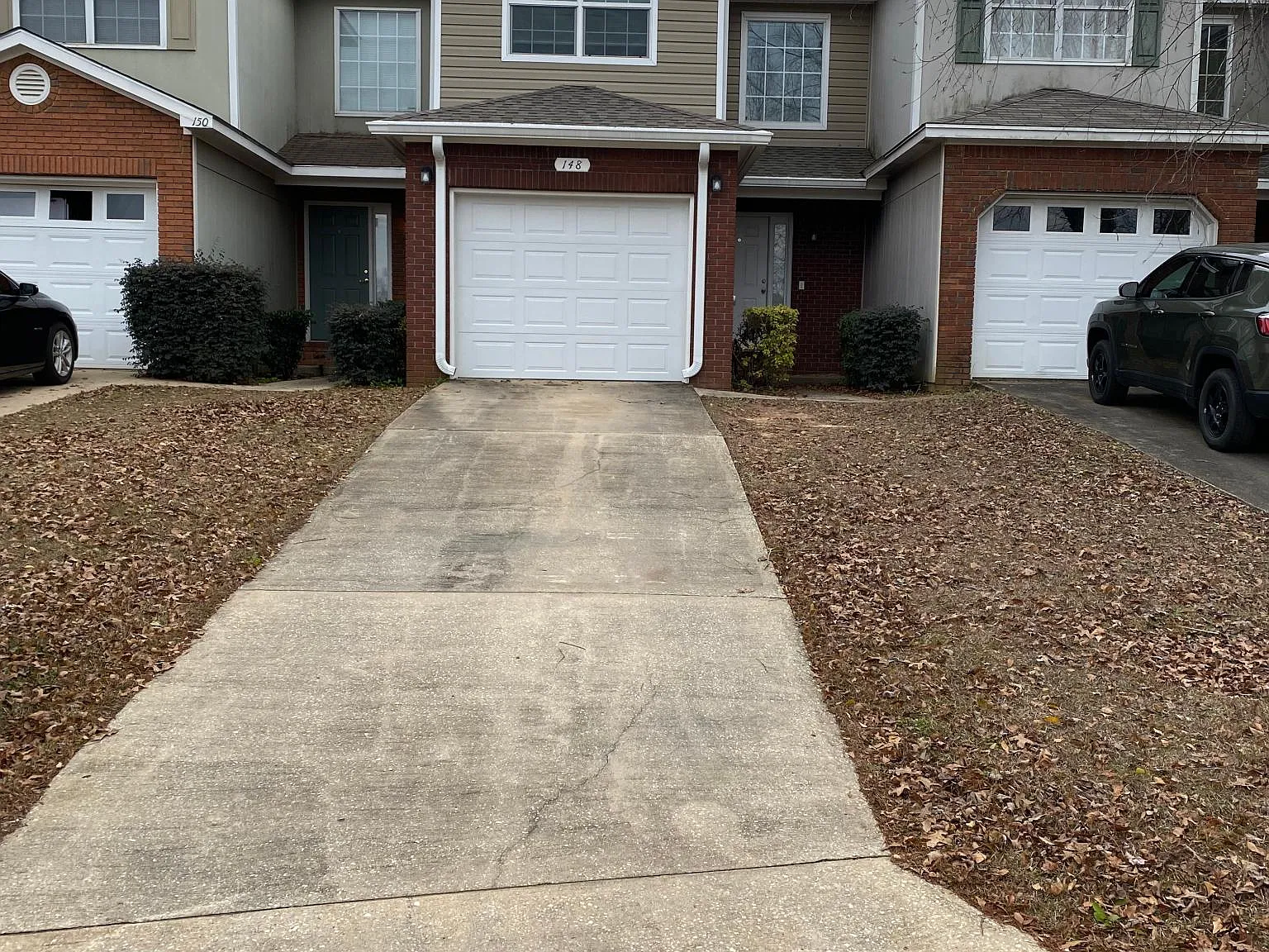 148 Woodmere Dr — Photo 1