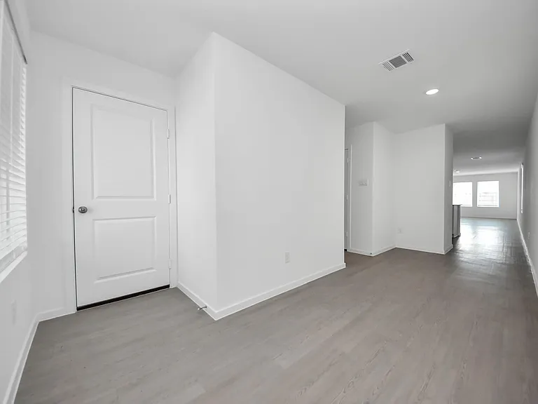 10411 Birds Nest Dr — Photo 31