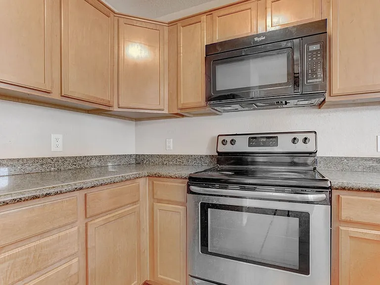 9325 W Desert Inn Rd #206 — Photo 10