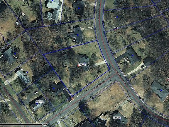 2nd image of 1301 S Woodleigh Cir