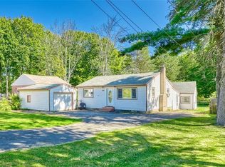 1166 Bay Rd, Webster, NY 14580